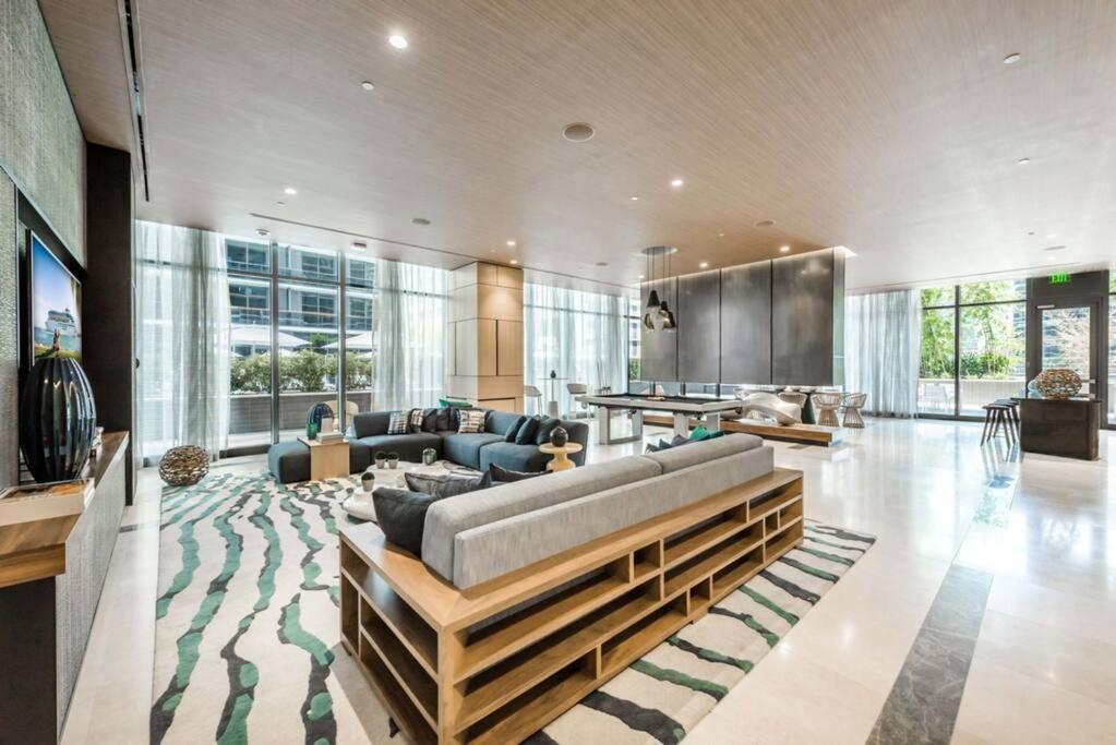 Luxurious Condo In Heart Of Brickell Miami Exterior photo